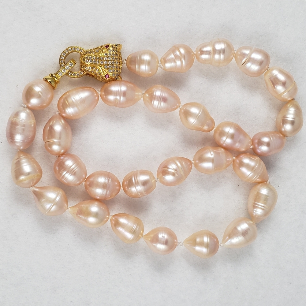 REAL - 11mm Peach Pearl Necklace - Picture 5 of 6